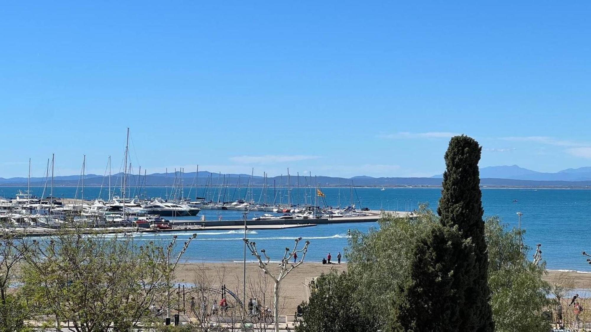 Apartamento Frente Al Mar Росас Экстерьер фото